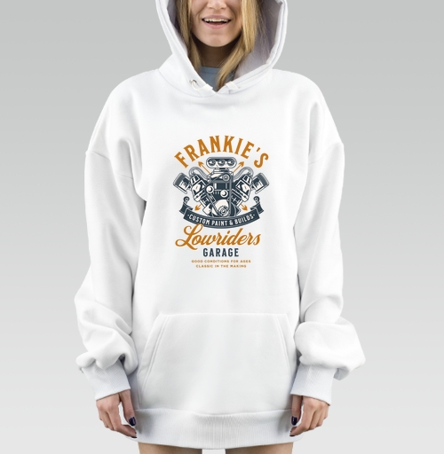 Фотография футболки Эмблема Frankie’s: Классика тюнинга и силы мотора