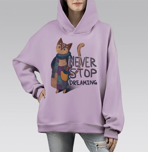 Фотография футболки Яркая вдохновляющая стилизованная кошка NEVER STOP DREAMING