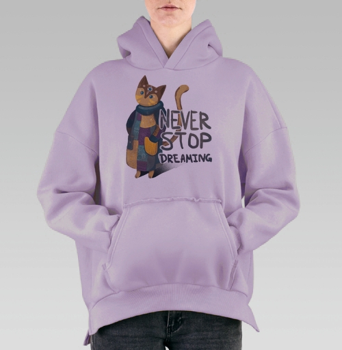 Фотография футболки Яркая вдохновляющая стилизованная кошка NEVER STOP DREAMING