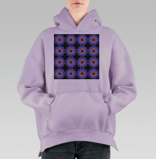 Фотография футболки Lavender abstract pattern with stars / Абстрактный лавандовый паттерн в современном стиле