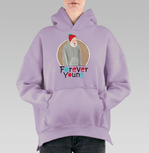 Фотография футболки Веселый старик Forever Young с яркой шапкой