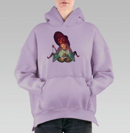 Фотография футболки Муха с татуировкой дракона