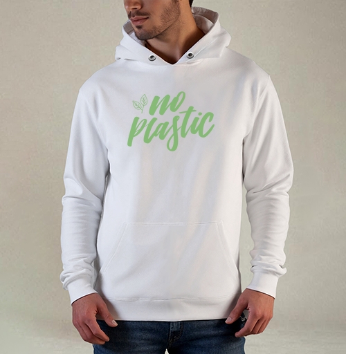 Фотография футболки Отказ от пластика зелеными буквами с листьями no plastic