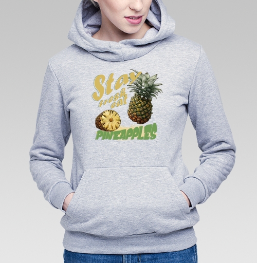 Фотография футболки Свежий ананас с натуральной текстурой и надписями pineapples