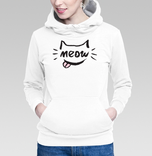 Фотография футболки Игривый кот с надписью meow и высунутым язычком