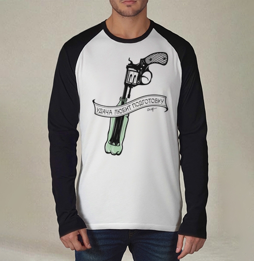 Фотография футболки Удача любит подготовку - револьвер