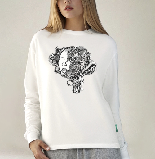 Фотография футболки Абстрактный портрет в стиле зентангл, черно-белый