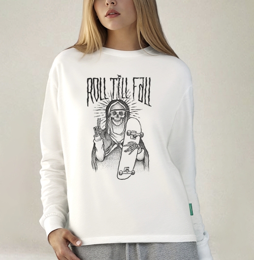 Фотография футболки Мистический скелет с скейтбордом ROLL TILL FALL
