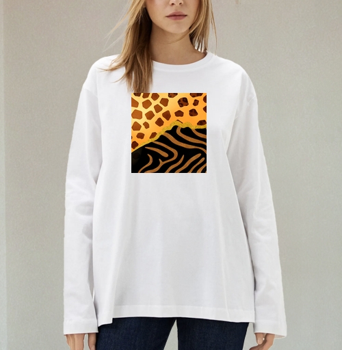 Фотография футболки Golden animal print / Золотой анималистичный паттерн зебры и жирафа