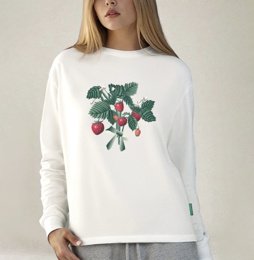 Фотография футболки Strawberry Bouquet Berries Summer / Клубничный Букет Ягоды Лето