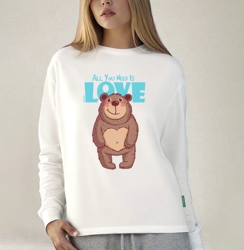 Фотография футболки All You Need Is Love