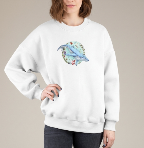 Фотография футболки Кит под водой