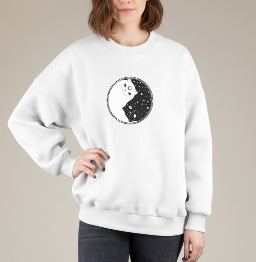 Фотография футболки Инь янь котик черный и котик белый