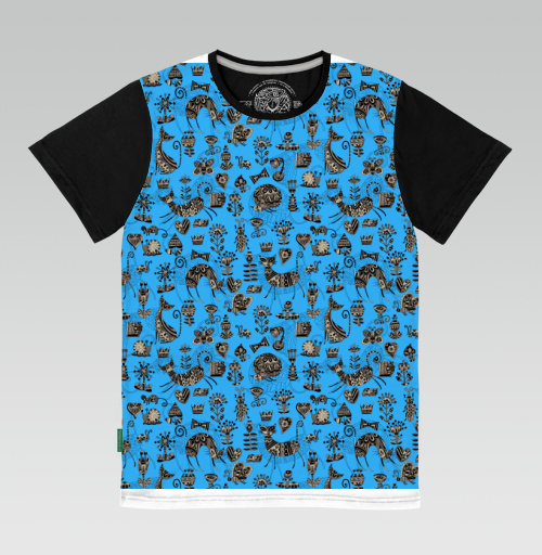 Фотография футболки Узор с кошками, сердцами, насекомыми и цветами.