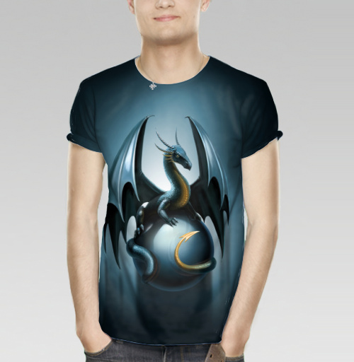 Фотография футболки Дракон на стеклянном шаре