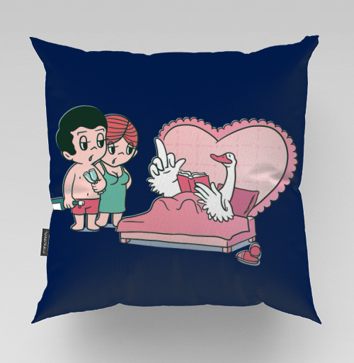 Фотография футболки Love is..