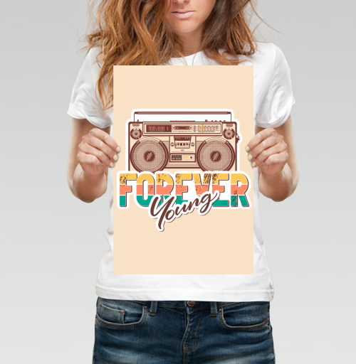Фотография футболки Ретро бумбокс FOREVER Young винтажный принт