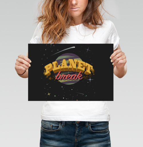 Фотография футболки Яркий логотип PLANET break в космической тематике