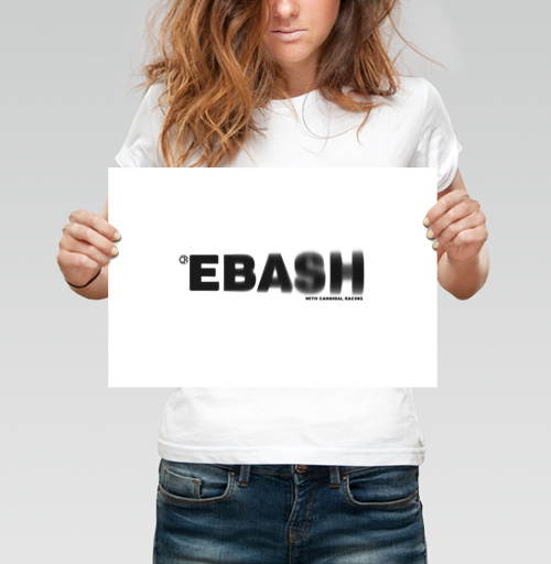 Фотография футболки EBASH с эффектом движения и логотипом Cannibal Racing
