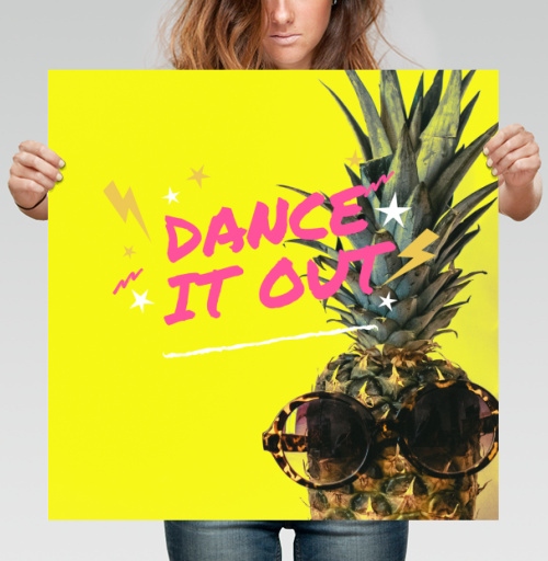 Фотография футболки Яркий ананас с очками и надписью DANCE IT OUT