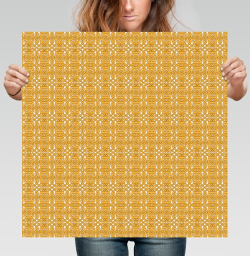 Фотография футболки Celtic Golden Knot / Кельтский золотой узел украшает черный фон в этом орнаменте
