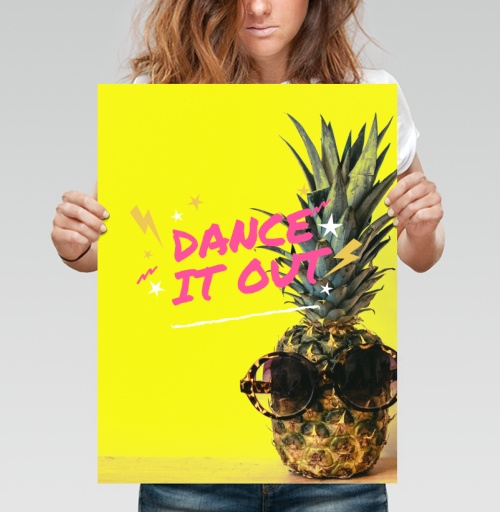 Фотография футболки Яркий ананас с очками и надписью DANCE IT OUT