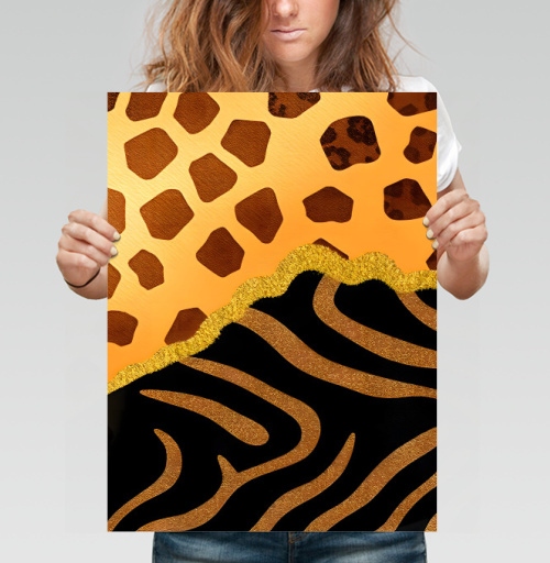Фотография футболки Golden animal print / Золотой анималистичный паттерн зебры и жирафа