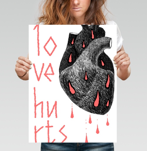 Фотография футболки Love hurts! / Любовь ранит!
