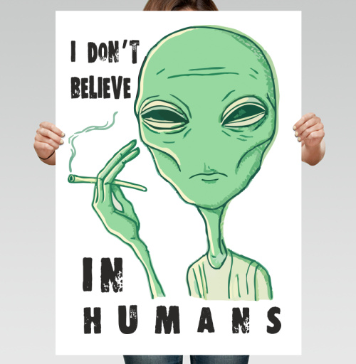 Фотография футболки Футболка «I DON’T BELIEVE IN HUMANS» с графикой пришельца