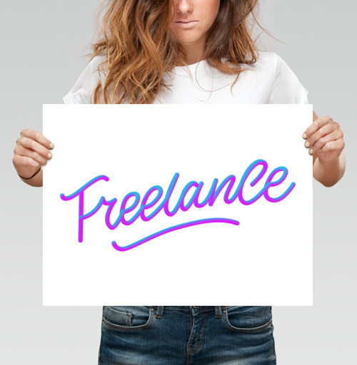 Фотография футболки Светящаяся яркая надпись Freelance свобода творчества