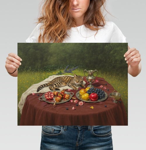 Фотография футболки Леопард среди фруктов отдыхающих на столе покрывалом