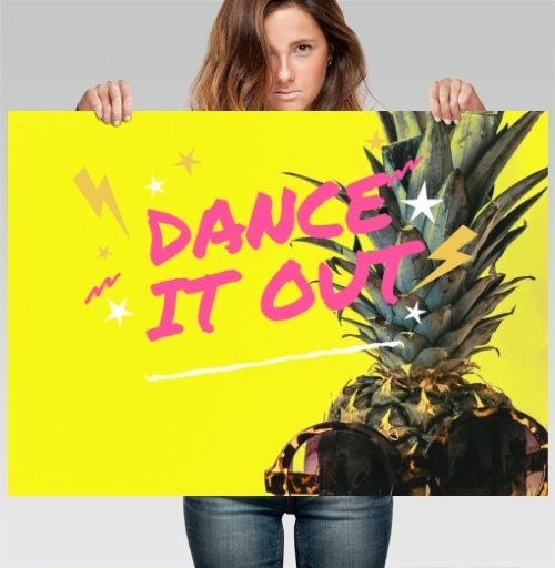 Фотография футболки Яркий ананас с очками и надписью DANCE IT OUT