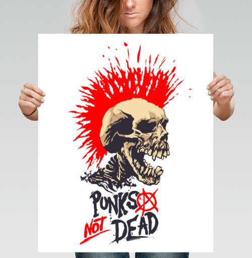 Фотография футболки Агрессивный череп с красным ирокезом «Punks Not Dead»