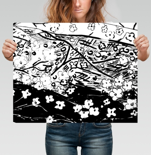 Фотография футболки Ink Flower Sketch Pattern Черно белая цветочная абстракция