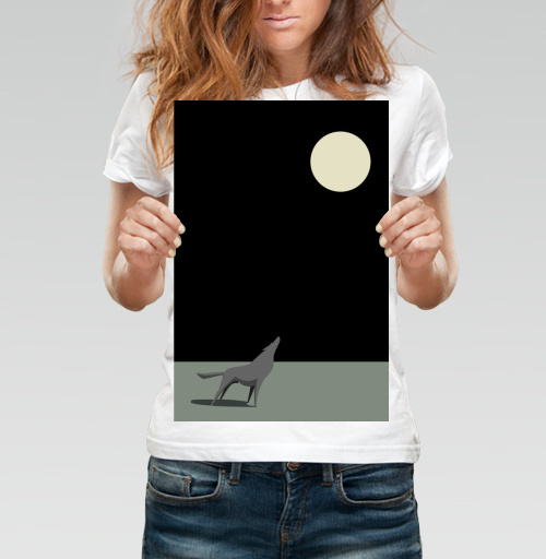 Фотография футболки Волк воет на луну