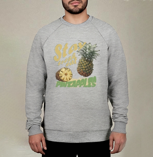 Фотография футболки Свежий ананас с натуральной текстурой и надписями pineapples