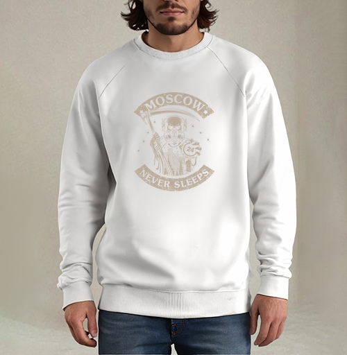 Фотография футболки Москва никогда не спит