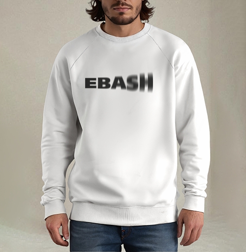 Фотография футболки Динамичный текст EBASIII с эффектом размытия