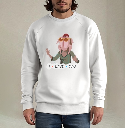 Фотография футболки Комичный человек с индейкой на голове на фоне I LOVE YOU