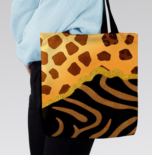 Фотография футболки Golden animal print / Золотой анималистичный паттерн зебры и жирафа