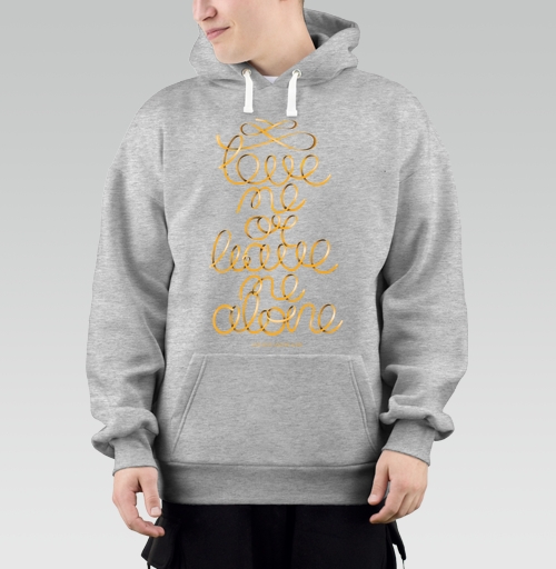 Фотография футболки Gold ribbon lettering / Люби или уходи saying Love me or leave me alone